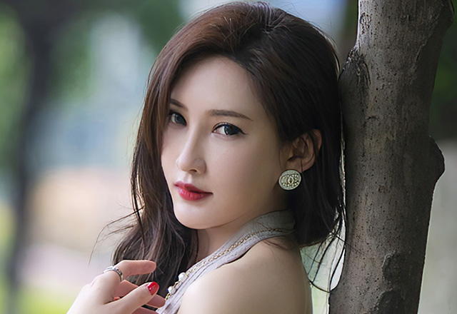 周妍希超性感身材是你梦寐以求的女神