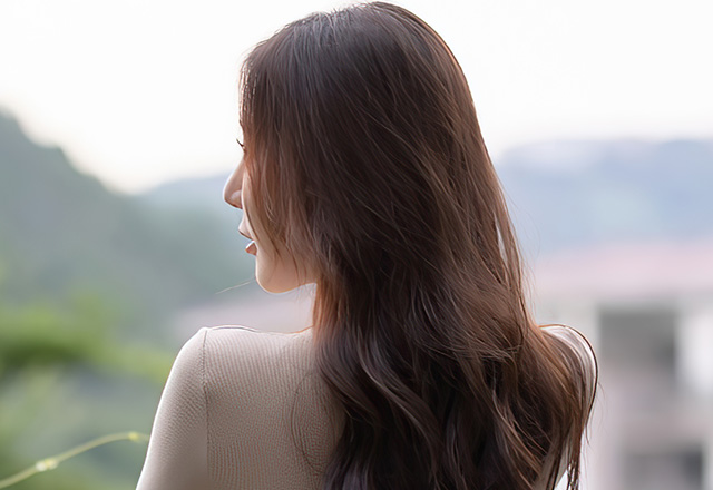冷艳女神王馨瑶丝袜美腿写真图片