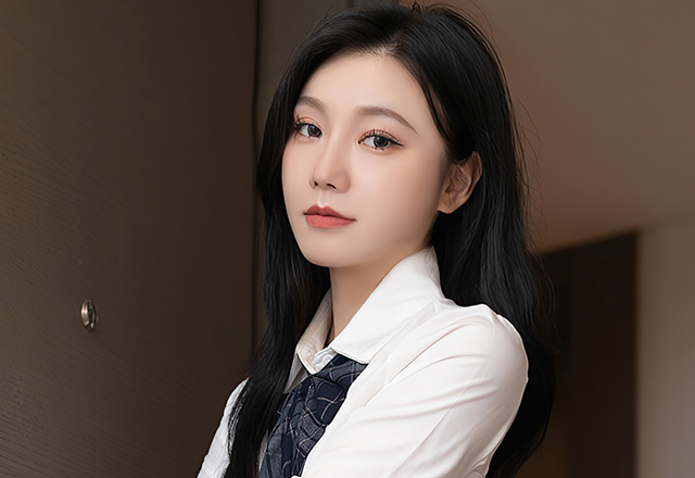 妩媚美女安然性感黑网纱写真图片