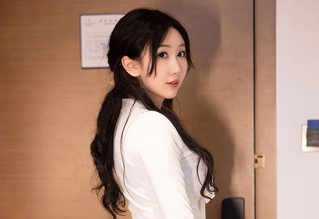 养眼模特江真真极致美腿性感动人