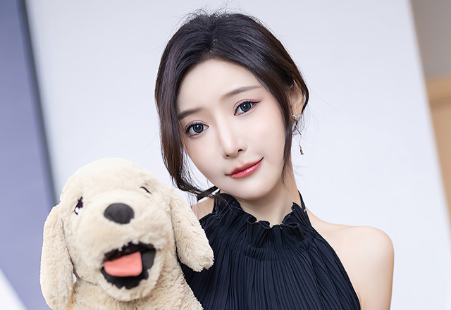 美腿女神王馨瑶火辣身材让人魂牵梦绕