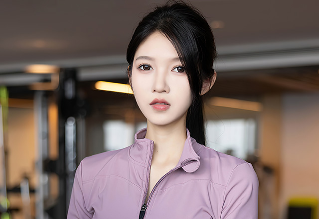 苗条美人儿程程程私房秀养眼又迷人