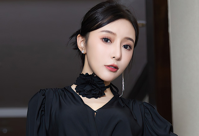 女神王馨瑶黑丝短裙美图非常好看