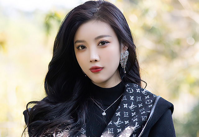 女神杨晨晨美腿写真图赶紧来欣赏