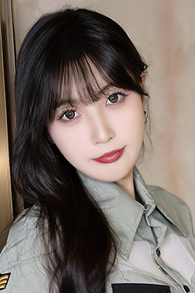 清纯甜美模特林星阑白色丝袜美不胜收