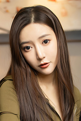 女神王馨瑶惹火别致的娇躯婀娜多姿