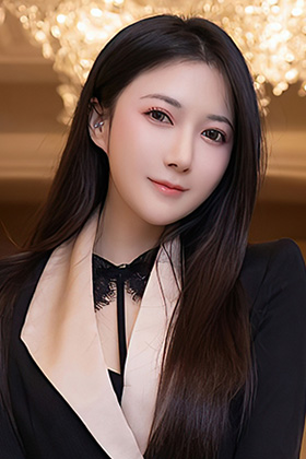 养眼美女鱼子酱黑色连衣裙极致迷人