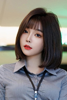 女神徐莉芝灰色丝袜美腿撩人心怀