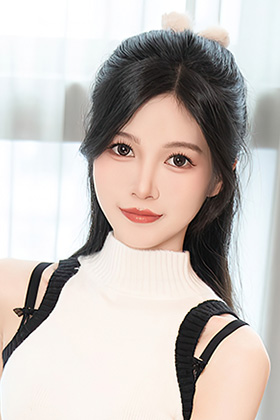 苗条美女程程程纤细长腿令人着迷