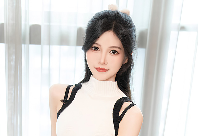 苗条美女程程程纤细长腿令人着迷