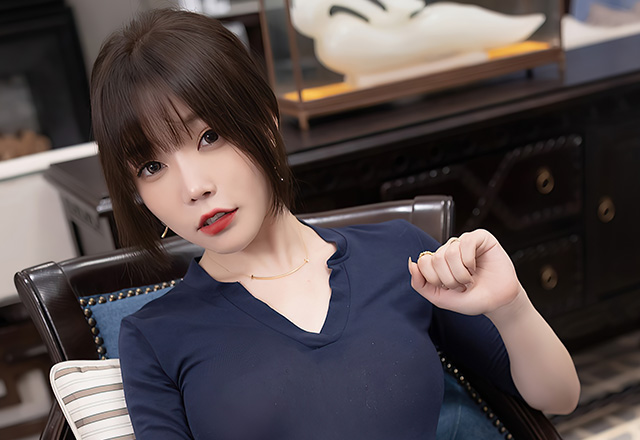 美女徐莉芝白色短裙黑丝性感十足