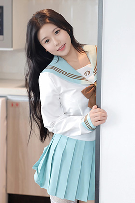 妩媚美女林嘉馨性感JK制服写真图片