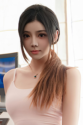 苗条妹子加朵粉色瑜伽服拍摄美图