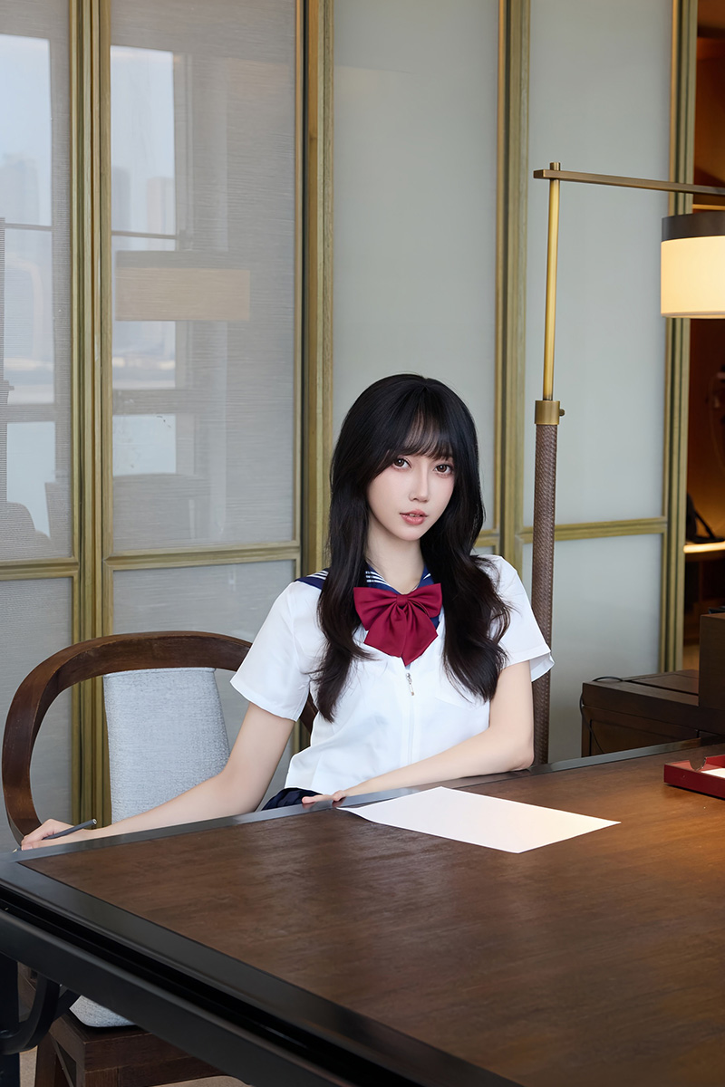 苗条模特玥儿玥黑丝JK制服写真图