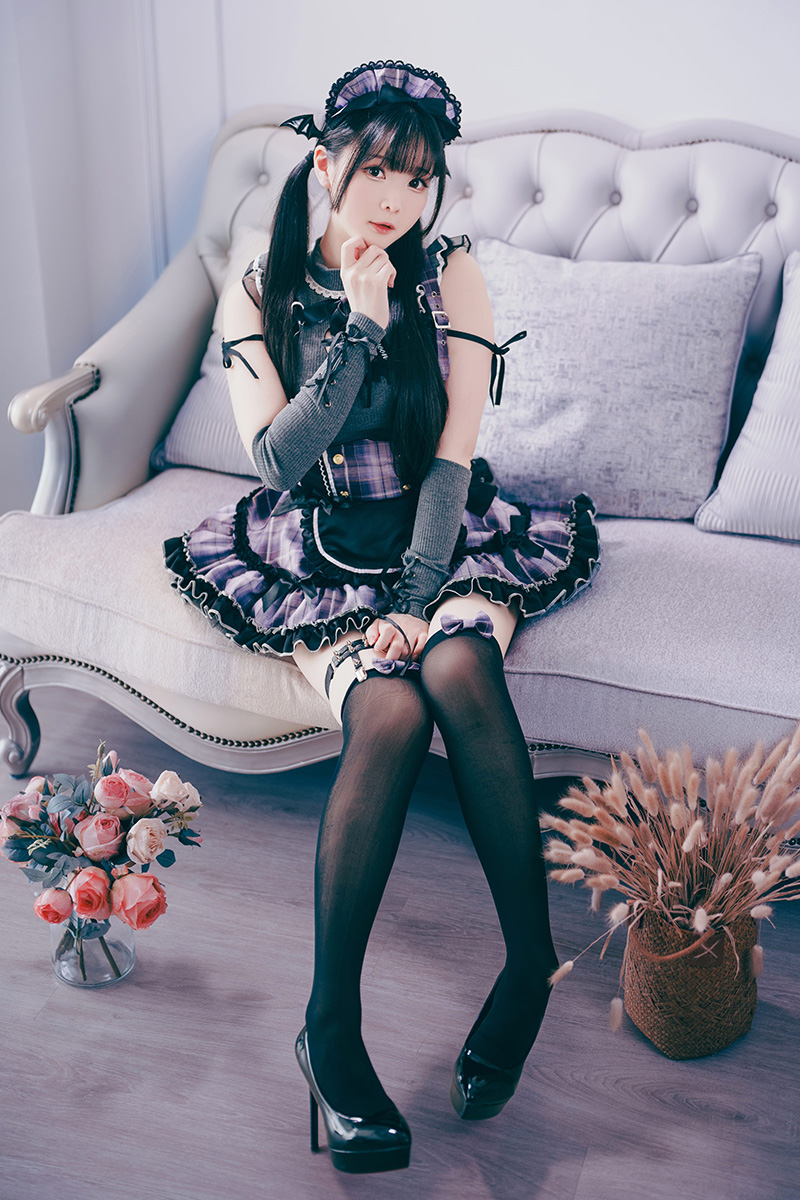 霜月妹子的甜美容颜会让你心动不已