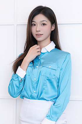 苗条妹纸柚柚蓝色空姐制服写真图