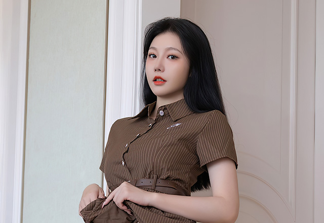 养眼妹子安然黑丝美腿令人难以抵挡