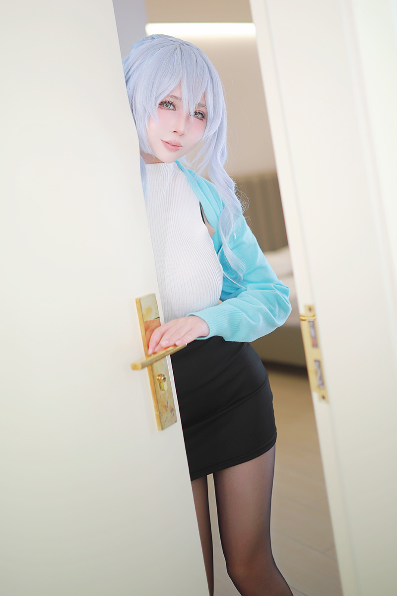 性感妖娆的妹子上杉绘黎落写真图