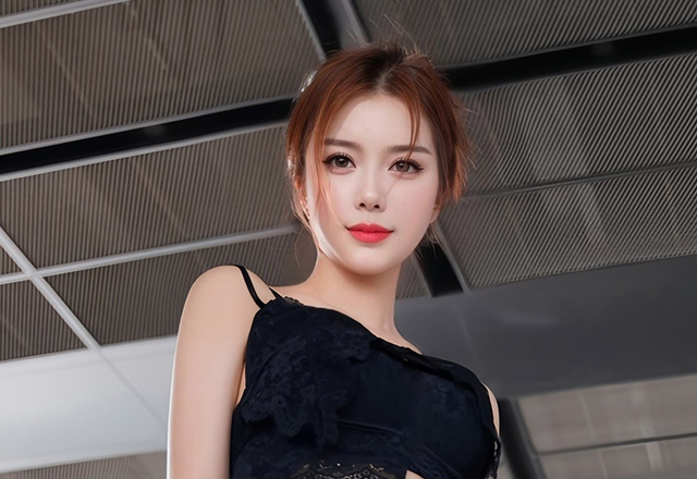 甜美小姐姐白芷高颜值让人眼前一亮