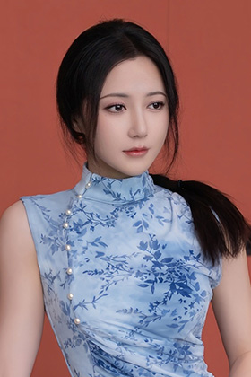 妩媚迷人的妹子鱼子酱青瓷连衣裙美图