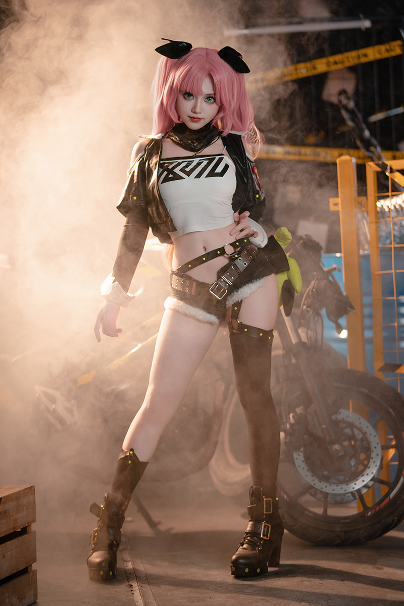 Bangni邦尼小姐姐甜美的外貌非常好看