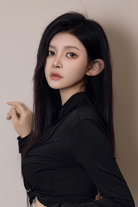 长腿模特沈如斯极致美腿性感动人