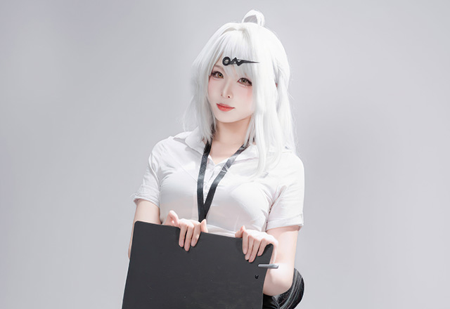 美女轩萧学姐黑丝美腿展现极致魅力