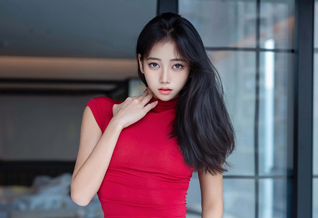 美腿模特时安安性感黑色连体皮衣写真