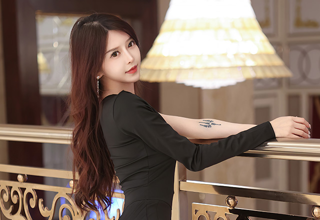 耐看型妹子玉兔修长美腿性感又迷人