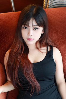 青涩的小女生小月儿私房写真图片
