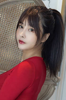 模特萌奈子写真图容颜娇媚俏丽
