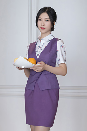 美腿妹子利世紫色空姐制服写真美图