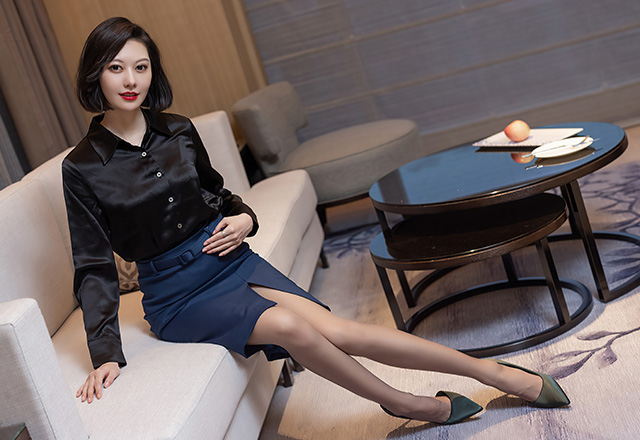 优雅气质美女艺轩曼妙身姿撩人心扉