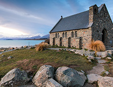 新西兰特卡波湖的一个教堂