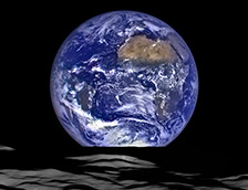 月球勘测轨道器上看地球