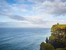 爱尔兰莫赫悬崖孤独的塔