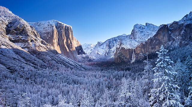 约塞米蒂国家公园的雪景