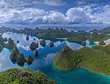 印度尼西亚瓦亚格岛