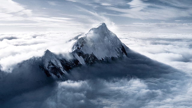 珠穆朗玛峰雪景