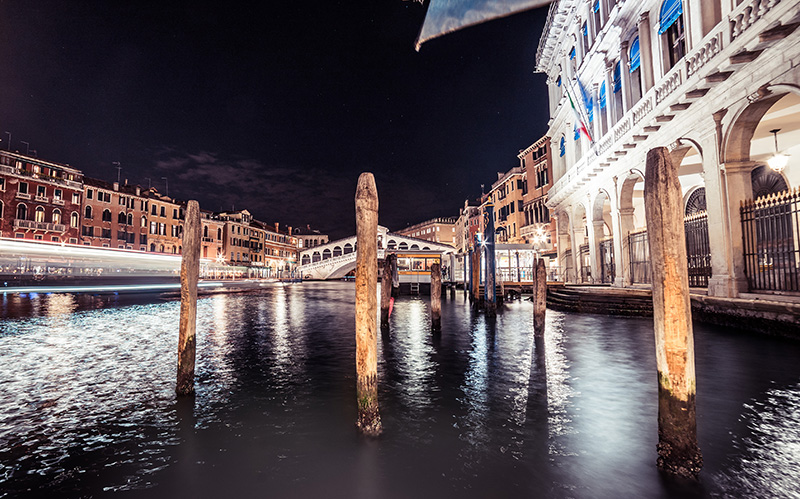 威尼斯大运河夜景