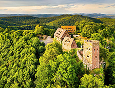 法国下莱茵省的胡内城堡