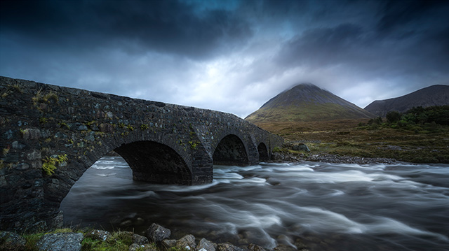 苏格兰斯凯岛斯利加坎老桥