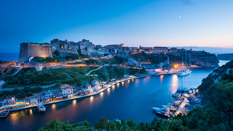 科西嘉岛南部博尼法乔城堡