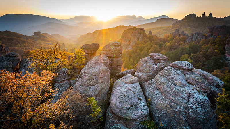 贝洛格拉齐克石林