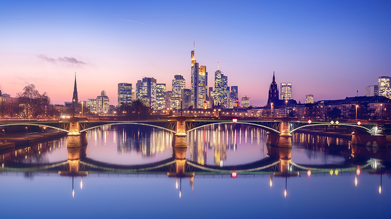 法兰克福老桥历史与现代的交融