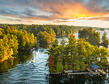 千岛群岛地区圣劳伦斯河邀您探索