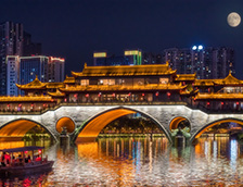 安顺桥中秋灯展千里共婵娟