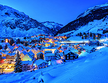 阿尔卑斯山脉的安德马特小镇