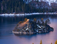 加利福尼亚州翡翠湾和范内特岛