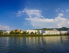 山水画卷里遇见生活的本色